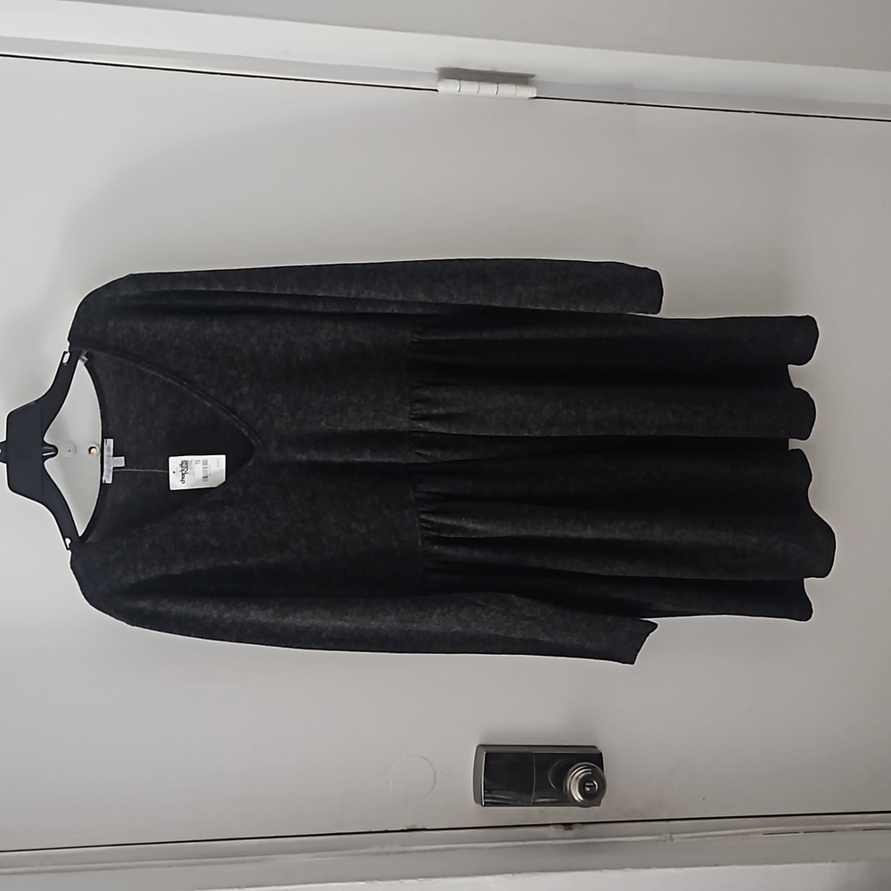 🌟New size 1X dark gray long sleeve Charlotte Russe dress